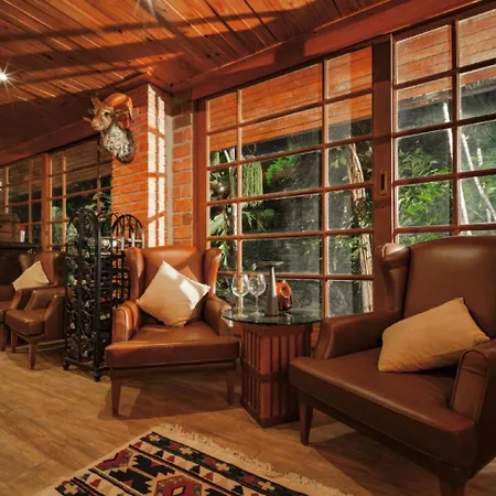 Issara Boutique Winery Hotel-2