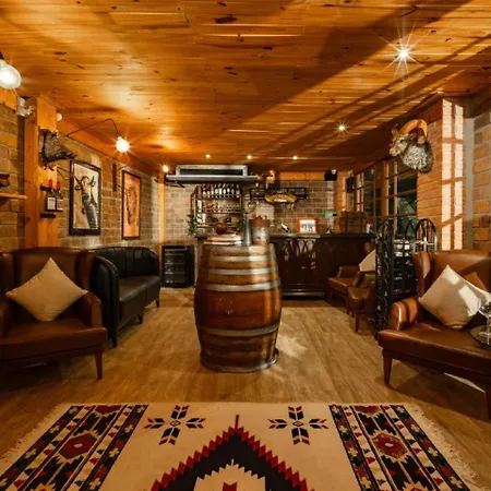Issara Boutique Winery Hotel-2